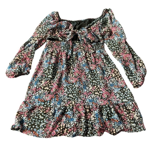 Rewind women's size medium mini off the shoulder black floral dress, ties back - Picture 2 of 3